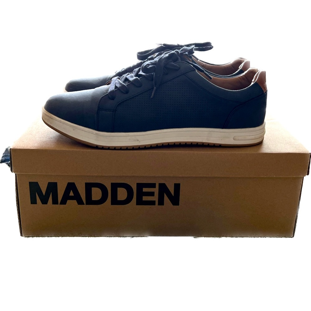 Madden dress shoes